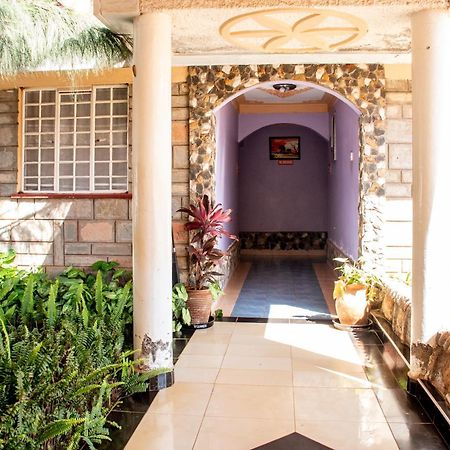 Super Break Hotel Kitale Exterior foto
